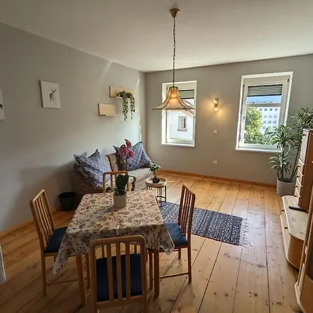 Spacious In Tyrolean Flat *