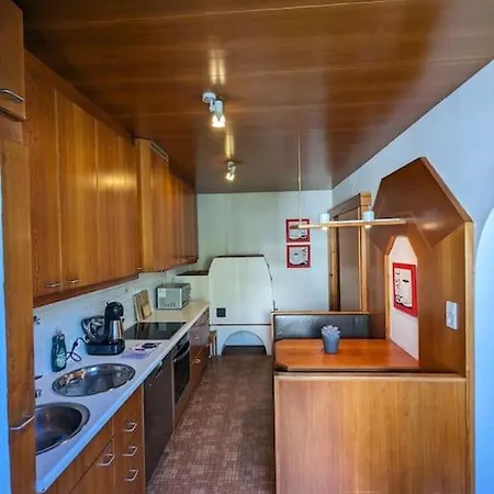 アパート Spacious In Tyrolean Flat